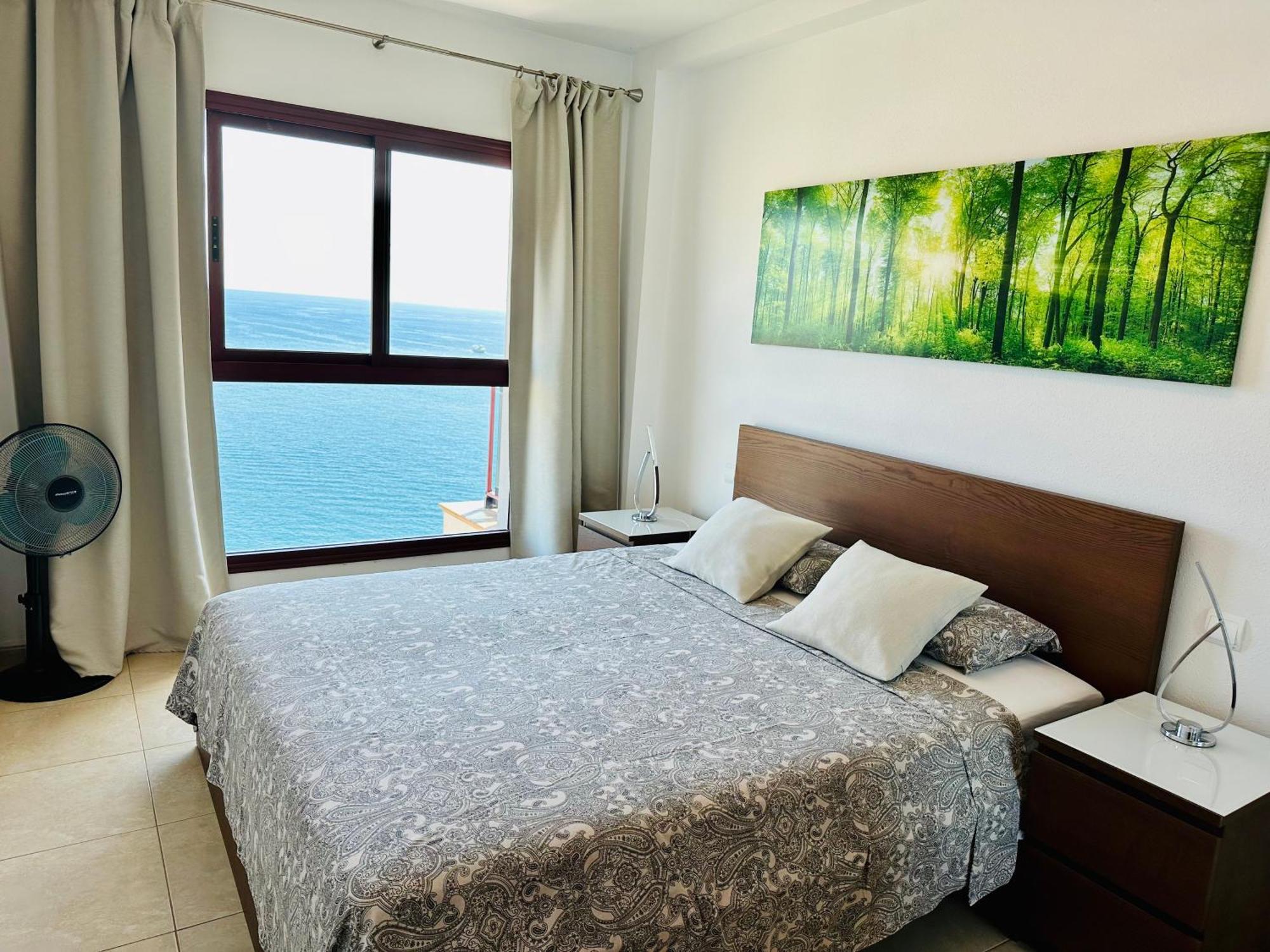 Apartament Su Eminencia - Sea View With Modern Comforts *